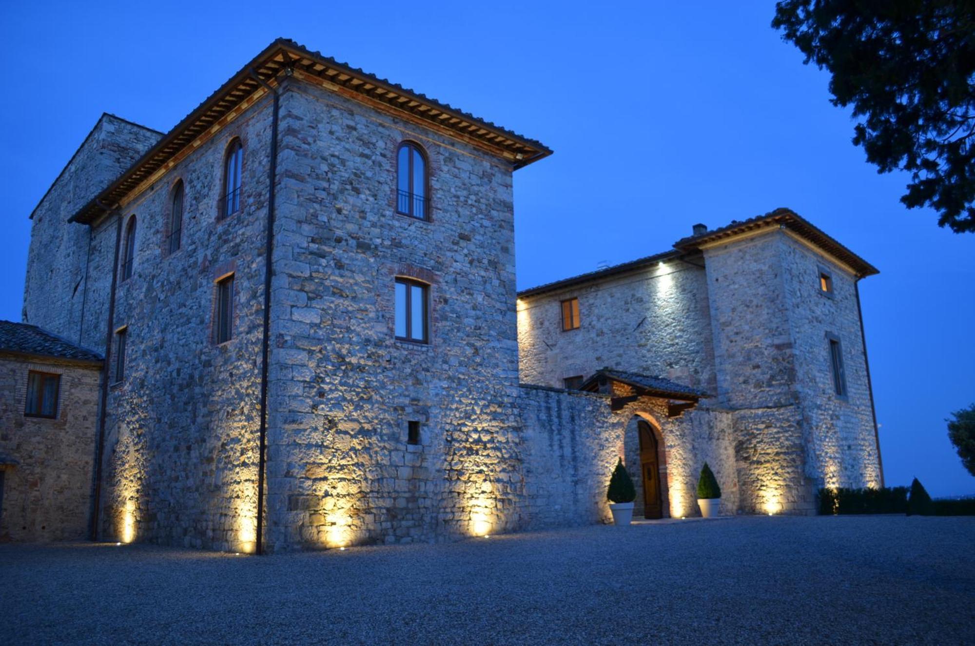 فيلا Castello La Leccia كاستيلّينا إنْ كْيانت المظهر الخارجي الصورة